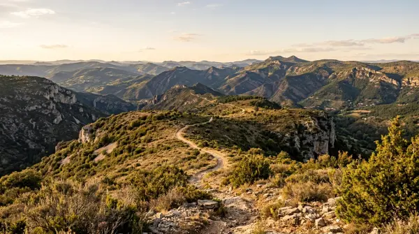 Rando célibataires — De la garrigue aux schistes cévenols au départ des Vans