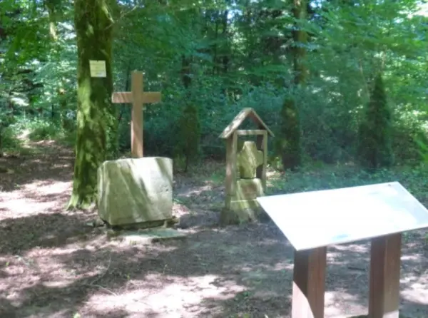 Randonnée 10.3km - Du cimetière des pestiférés au plan d'eau de Noironte.