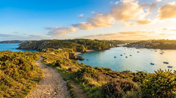 Rando célibataires — Le Bono par la Baie de Kerdrean