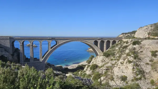 Calanque des Eaux Salées et Vallon de Jaume à Carry-le-Rouet