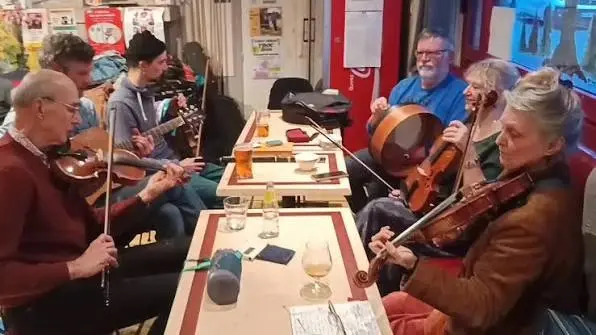 Paimpont : Session de musique traditionnelle